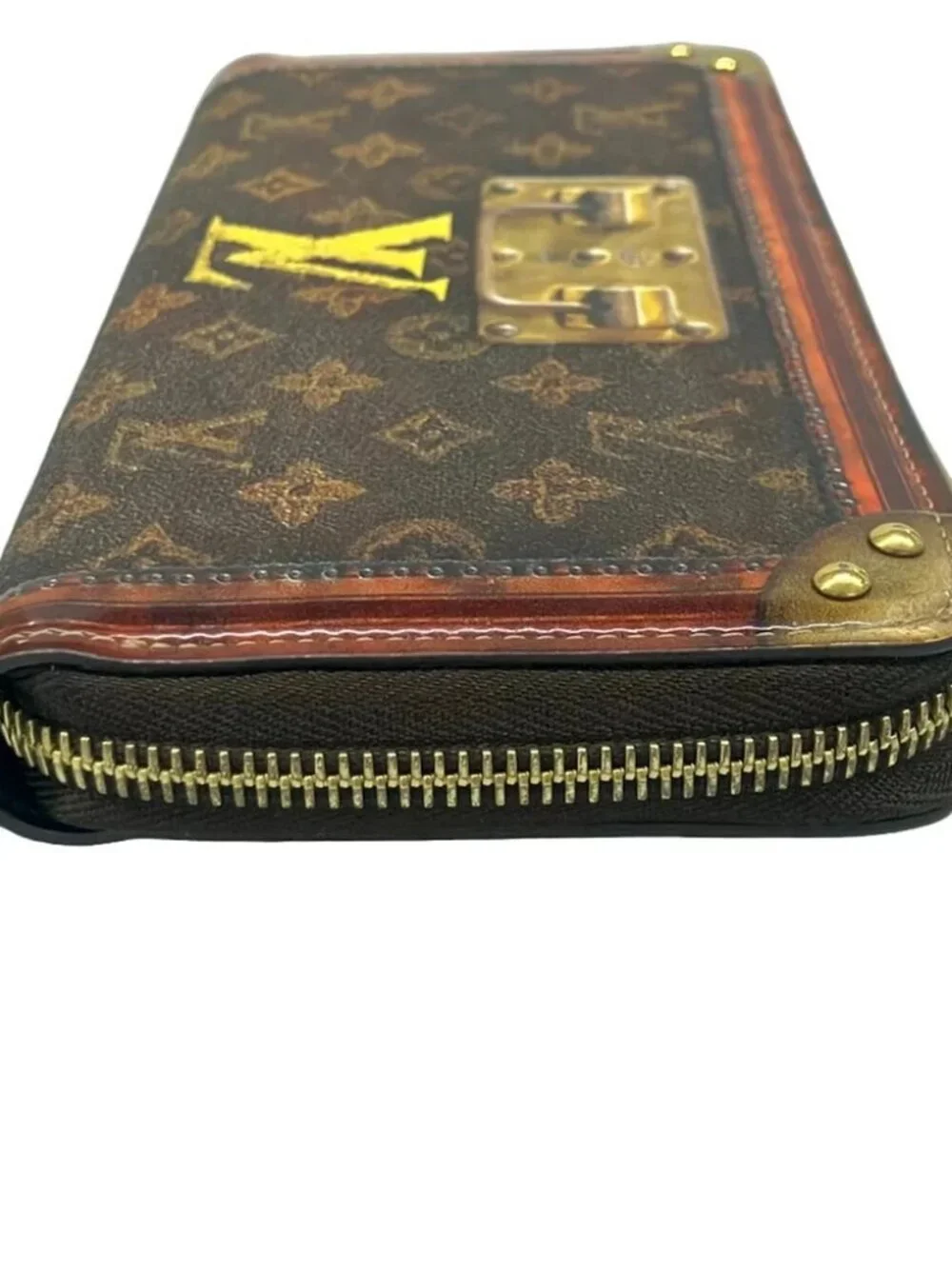 LOUIS VUITTON Zippy Wallet Monogram Transformed Canvas